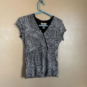 I.e. Petite Black Pattern Blouse Size PM